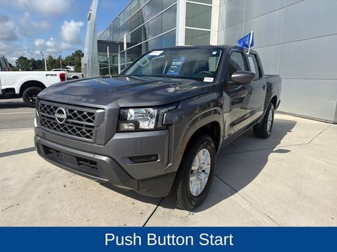 Used 2022 Nissan Frontier SV RWD image 5