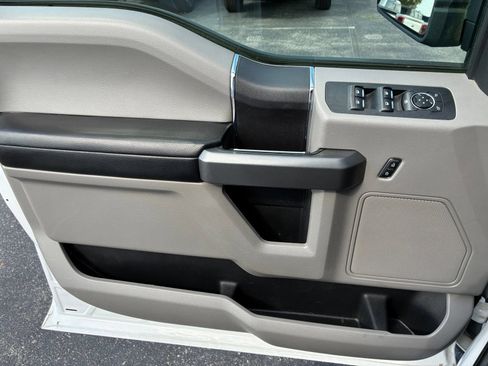 Used 2018 Ford F150 XLT RWD image 13