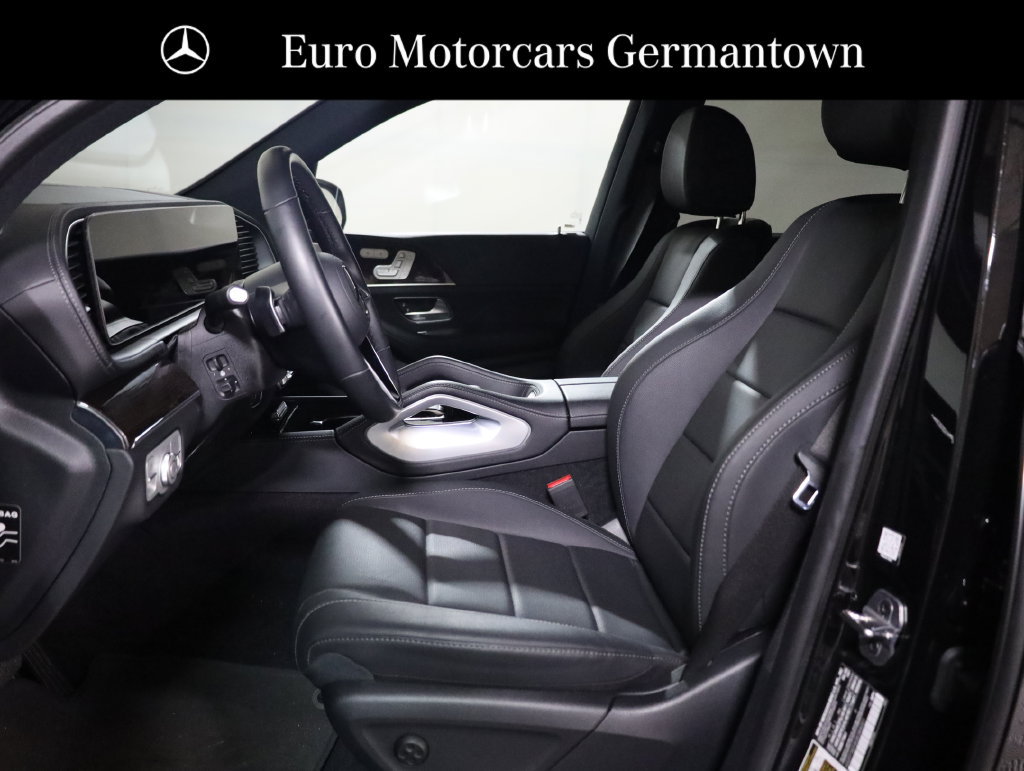 Used 2025 Mercedes-Benz GLS 450 4MATIC image 15