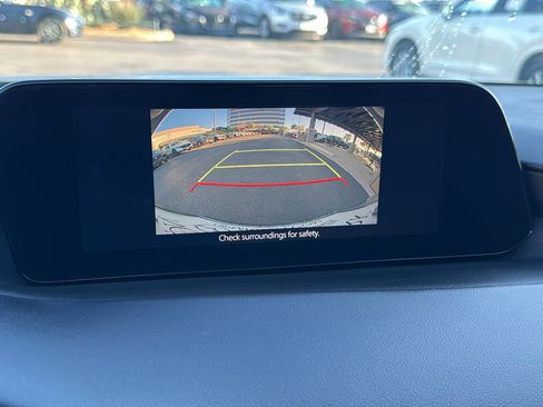 Used 2025 MAZDA MAZDA3 s image 33