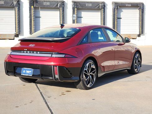 New 2025 Hyundai Ioniq 6 SEL image 4