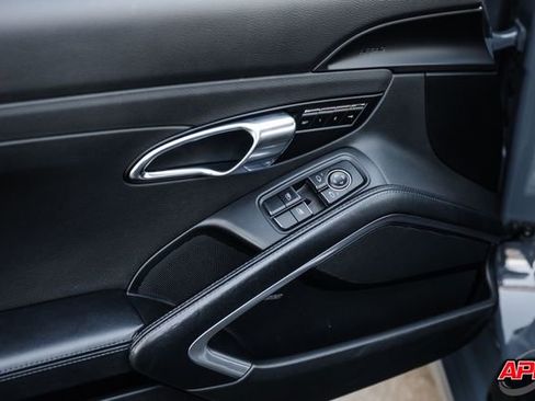 Used 2017 Porsche 911 Carrera image 61