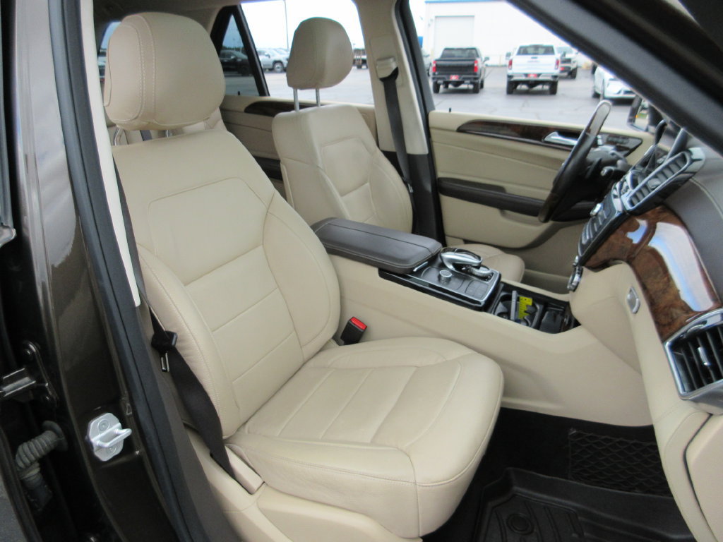 Used 2016 Mercedes-Benz GLE 400 4MATIC image 23