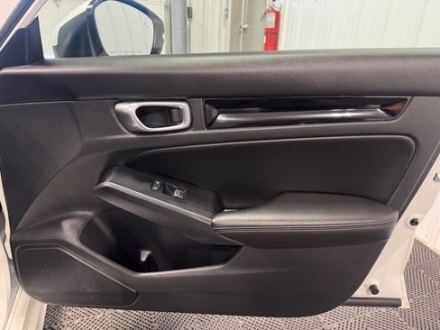 Used 2024 Honda Civic Touring image 18