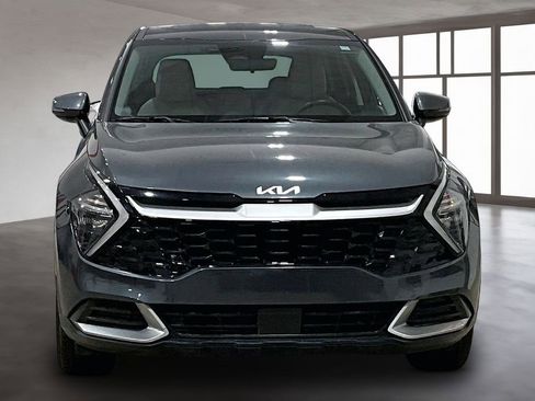 Used 2023 Kia Sportage EX image 3