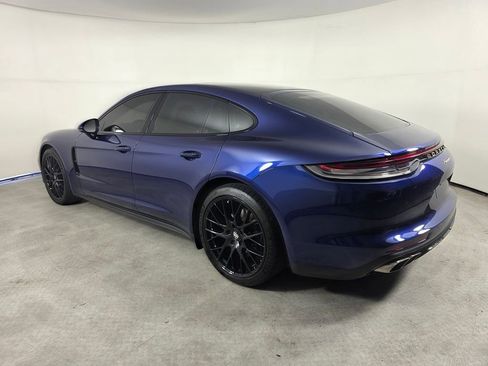 Used 2022 Porsche Panamera RWD image 6
