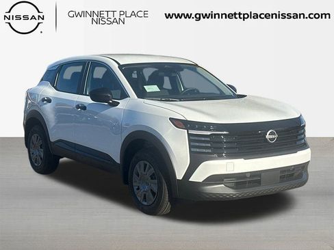 New 2026 Nissan Kicks S image 3