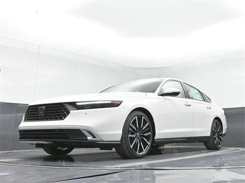 New 2025 Honda Accord Touring image 43