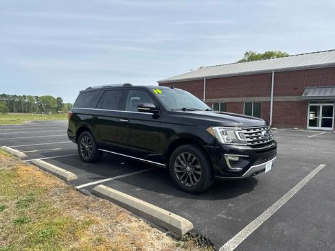 Used 2019 Ford Expedition Limited image 2