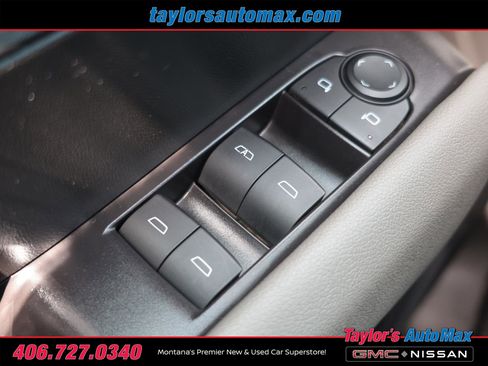 Used 2024 Chevrolet Colorado ZR2 w/ ZR2 Convenience Package III AWD/4WD image 36