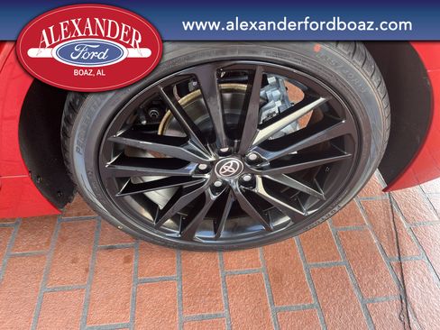 Used 2021 Toyota Camry XSE image 8