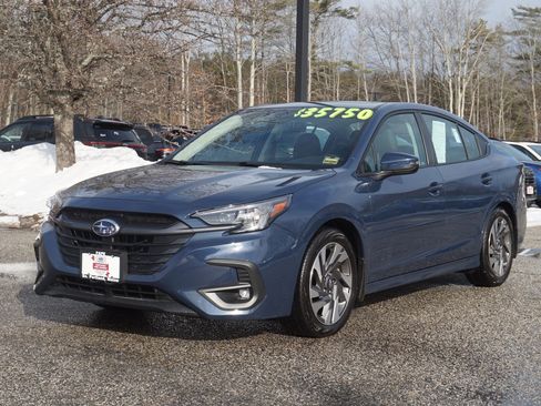 Used 2025 Subaru Legacy Limited image 1