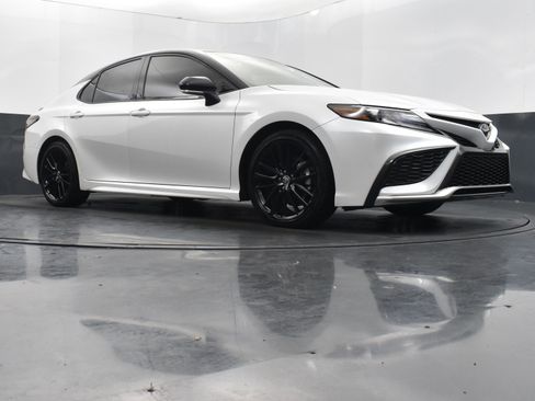 Used 2023 Toyota Camry XSE image 41