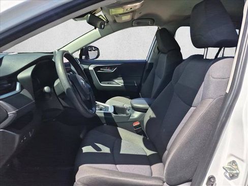 Used 2024 Toyota RAV4 XLE AWD/4WD image 16