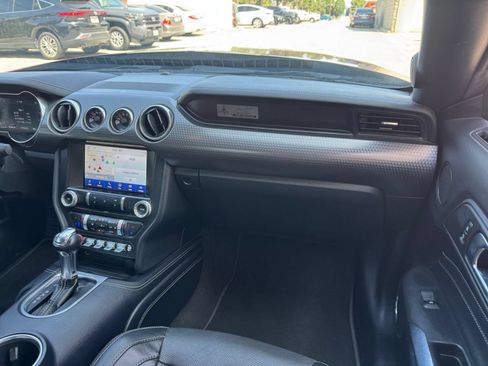 Used 2022 Ford Mustang GT Premium w/ GT Performance Package RWD image 35