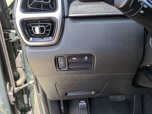 Certified 2023 Kia Sorento S w/ Panoramic Sunroof Package AWD/4WD image 29