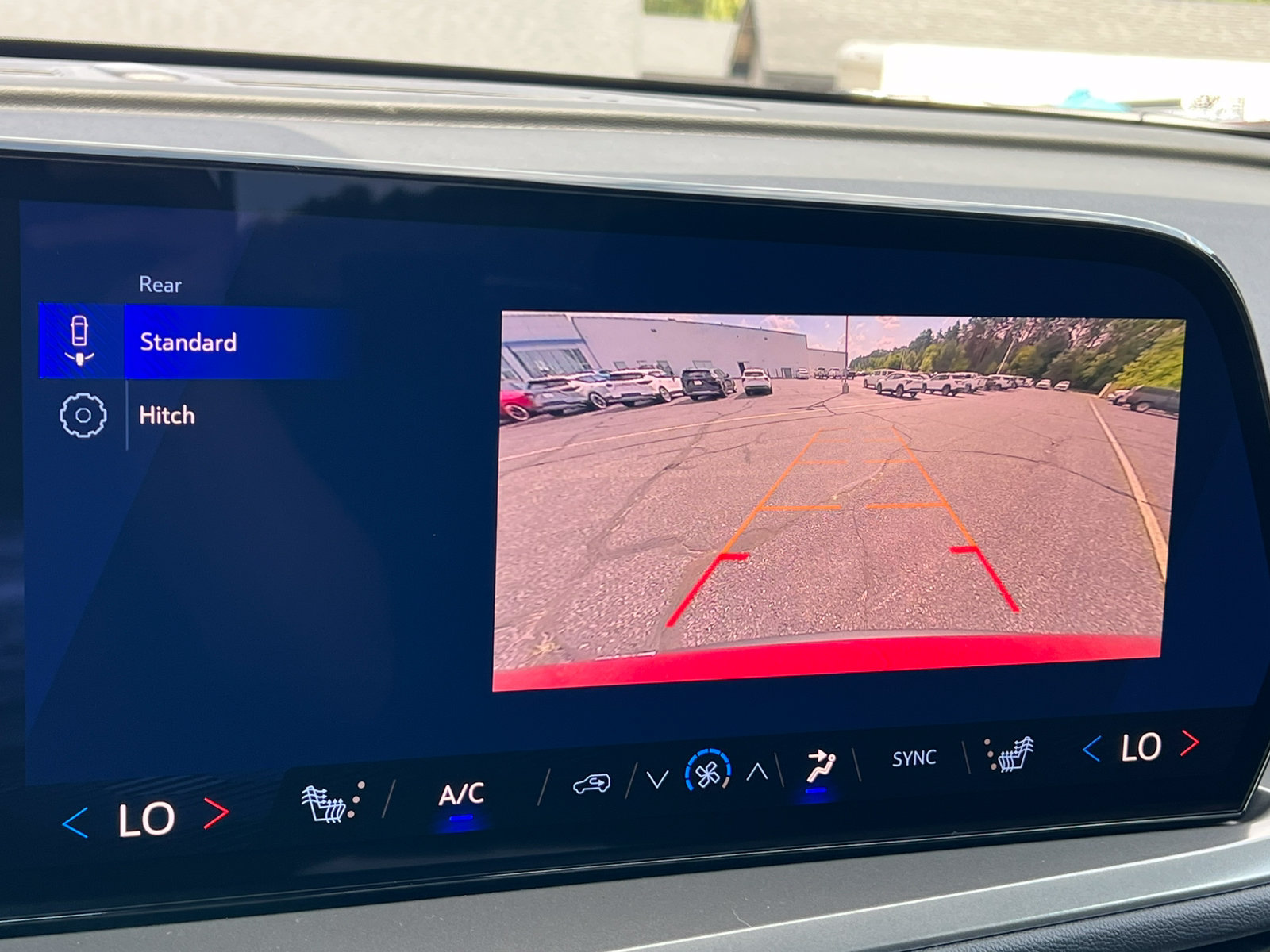 New 2027 Chevrolet Traverse LT AWD/4WD image 26