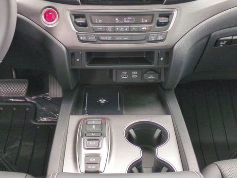 New 2026 Honda Ridgeline RTL image 17