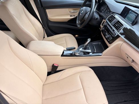 Used 2017 BMW 320i Sedan image 26