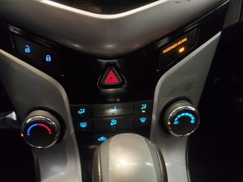 Used 2013 Chevrolet Cruze Eco w/ Enhanced Safety Package image 20