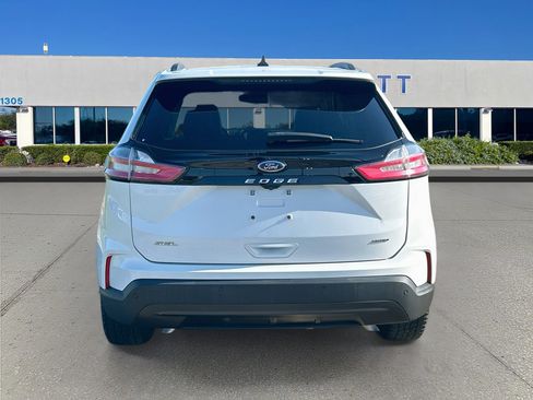 Used 2024 Ford Edge SEL w/ Sport Appearance Package AWD/4WD image 6