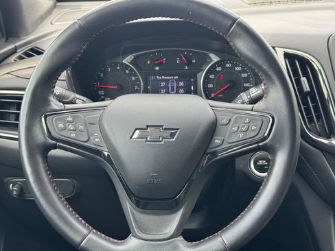 Used 2022 Chevrolet Equinox RS FWD image 13