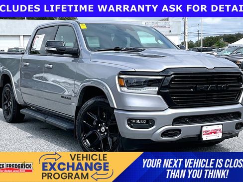 Used 2022 RAM 1500 Laramie AWD/4WD image 1