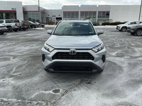 New 2025 Toyota RAV4 XLE w/ Convenience Package image 2