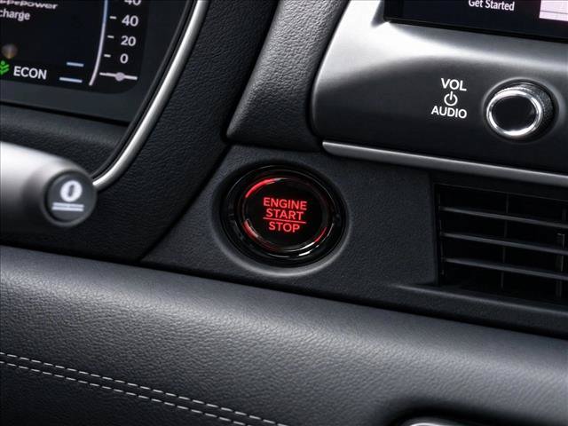 New 2026 Honda Pilot Touring image 24