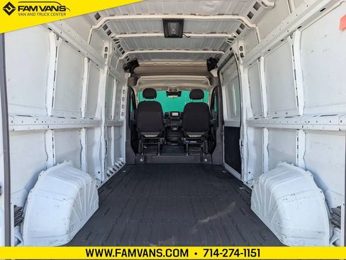 Used 2024 RAM ProMaster 2500 w/ Safety Group FWD image 12