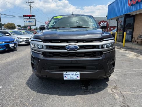 Used 2024 Ford Expedition Max XLT AWD/4WD image 7