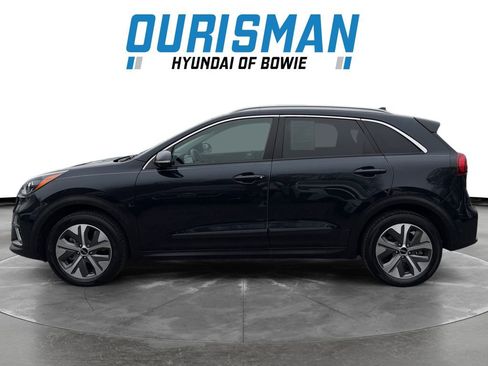 Used 2022 Kia Niro EX Premium image 3