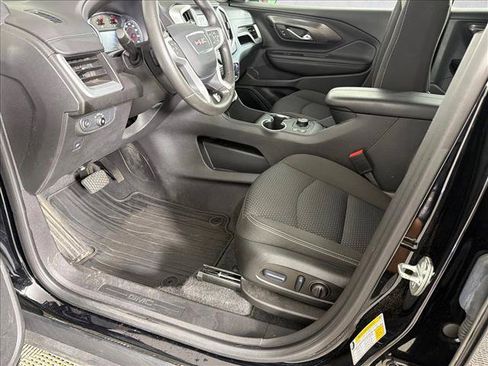 Used 2022 GMC Terrain SLE w/ Driver Convenience Package FWD image 9