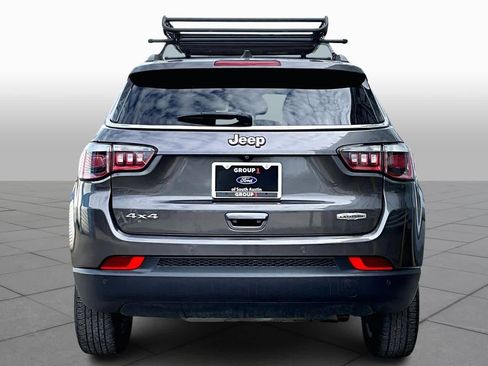 Used 2018 Jeep Compass Latitude w/ Popular Equipment Group image 5