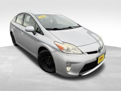 Used 2013 Toyota Prius Three image 1
