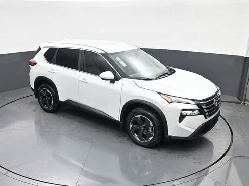 New 2025 Nissan Rogue SV image 25