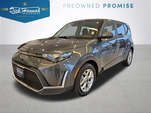Used 2025 Kia Soul LX w/ LX Technology Package FWD image 1