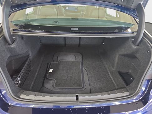 Used 2024 BMW 330i Sedan w/ M Sport Package image 30