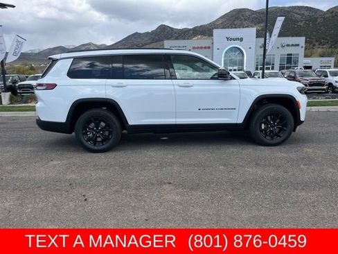 New 2026 Jeep Grand Cherokee L 4WD image 2