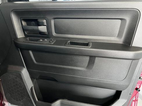Used 2019 RAM 1500 Express w/ Wheel & Sound Group AWD/4WD image 27