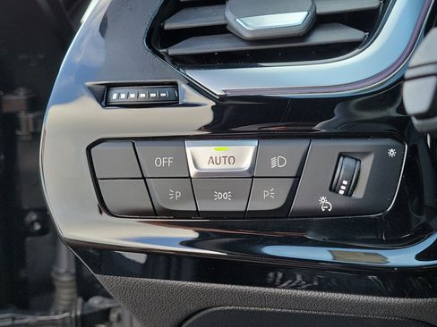 Used 2025 BMW Z4 sDrive30i image 28