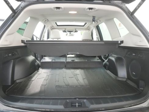 Used 2023 Subaru Forester Limited w/ Popular Package #3 image 28