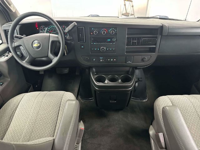 Used 2018 Chevrolet Express 2500 LT w/ LT Preferred Equipment Group RWD image 33
