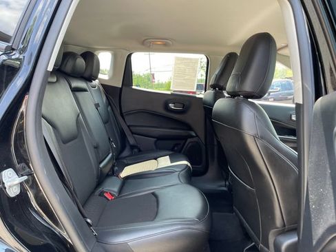 Used 2021 Jeep Compass Latitude AWD/4WD image 14