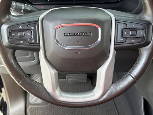 Used 2022 GMC Yukon Denali AWD/4WD image 17