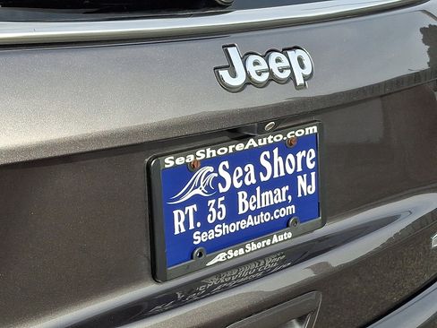 Used 2020 Jeep Compass Latitude image 30