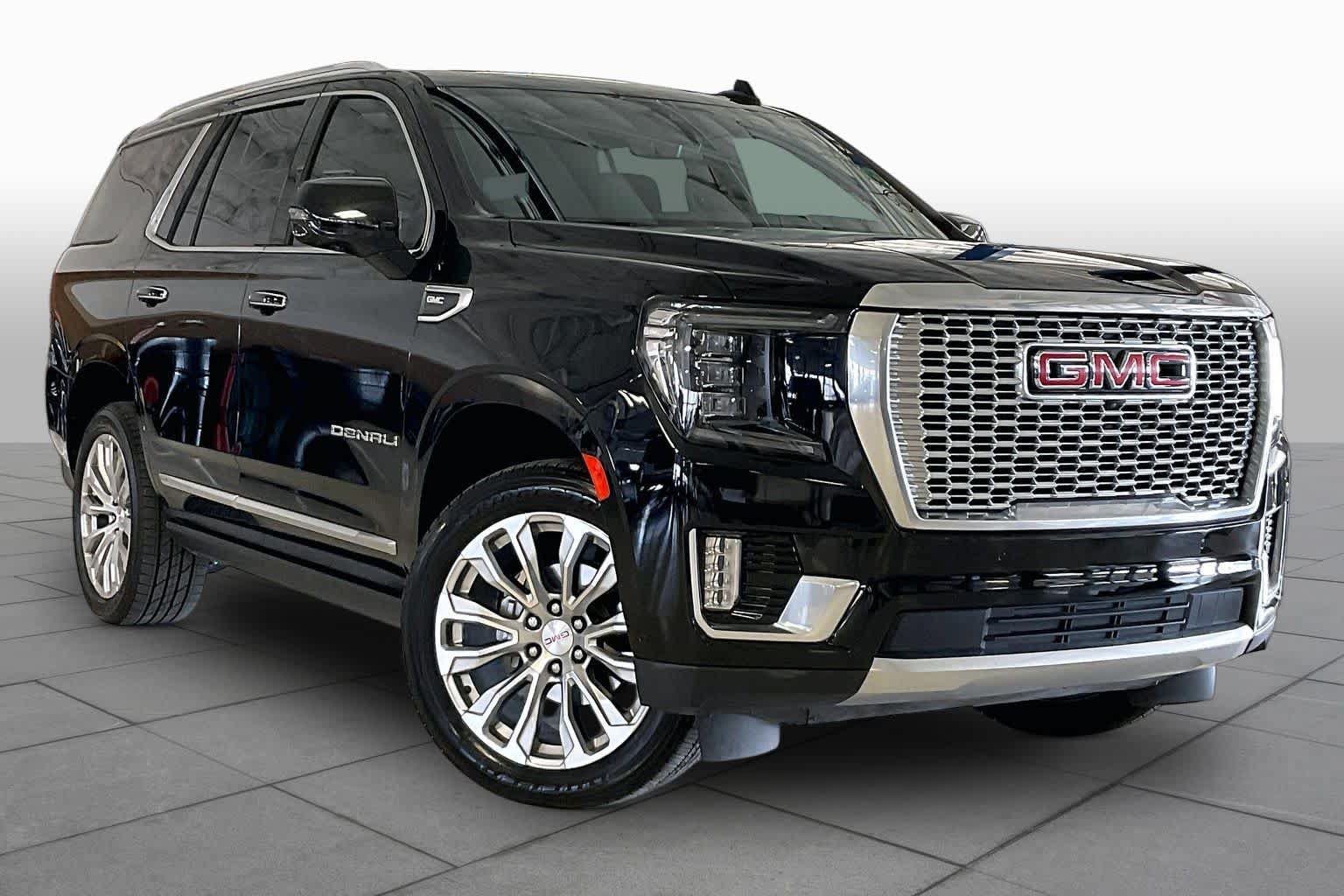 Used 2024 GMC Yukon Denali w/ Denali Reserve Package AWD/4WD image 2