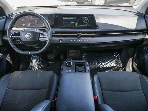 Used 2025 Nissan Ariya FWD image 12