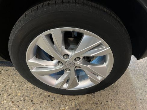 Used 2025 Buick Encore GX Preferred image 30