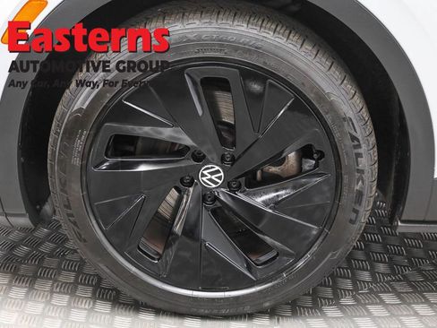 Used 2022 Volkswagen ID.4 Pro S w/ Gradient Package image 30